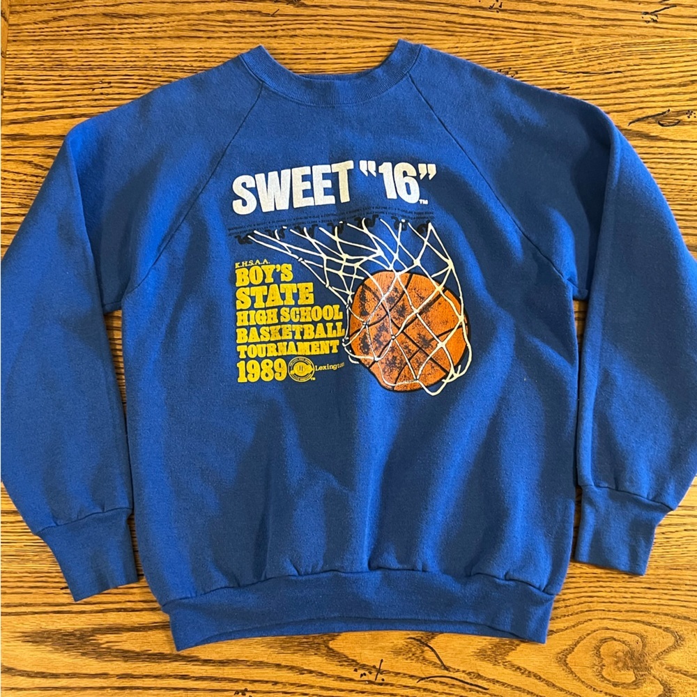 80s Vintage USA Made Kentucky High School Sweet 16 Basketball Raglan Sweatshirt